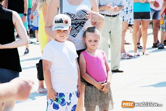 Zdjęcie w galerii na portalu naszwodzislaw.com: Niesamowite sportowe emocje zagościły na wodzisławski rynek wiadomości z regionu