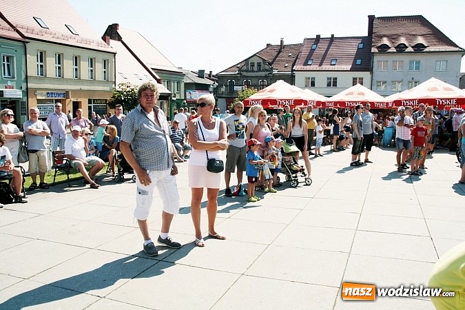 Zdjęcie w galerii na portalu naszwodzislaw.com: Niesamowite sportowe emocje zagościły na wodzisławski rynek wiadomości z regionu