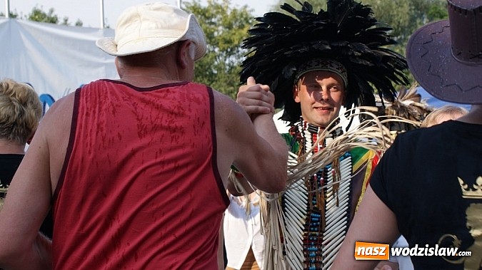 Zdjęcie w galerii na portalu naszwodzislaw.com: Wczoraj Indianie opanowali Mszanę  wiadomości z regionu