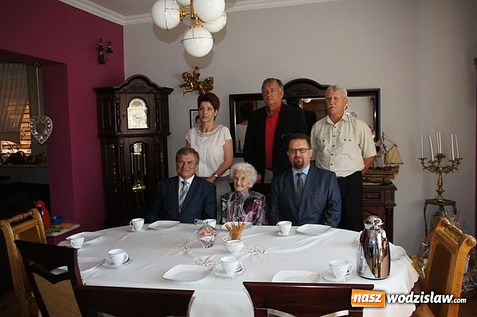 Zdjęcie w galerii na portalu naszwodzislaw.com: Mieszkanka Łazisk świętowała 100 lat  wiadomości z regionu
