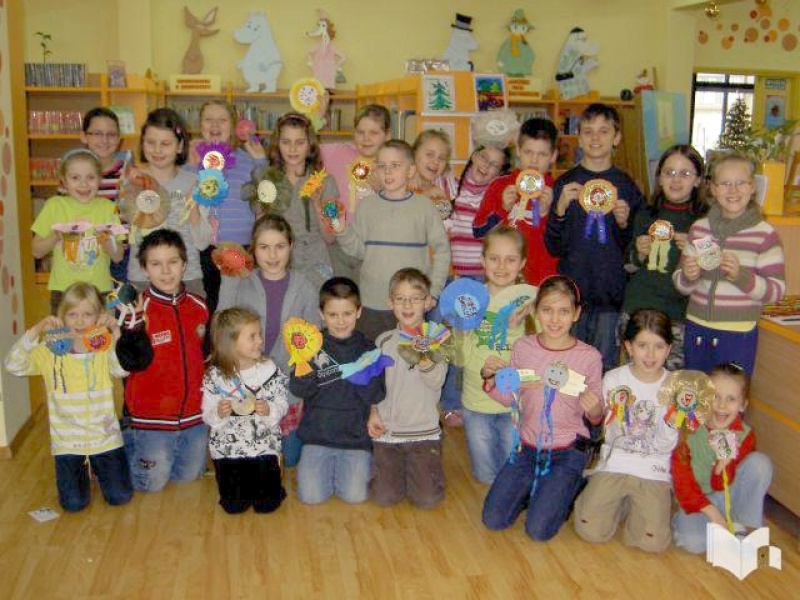 Zdjęcie w galerii na portalu naszwodzislaw.com: Ferie w bibliotece na półmetku wiadomości z regionu