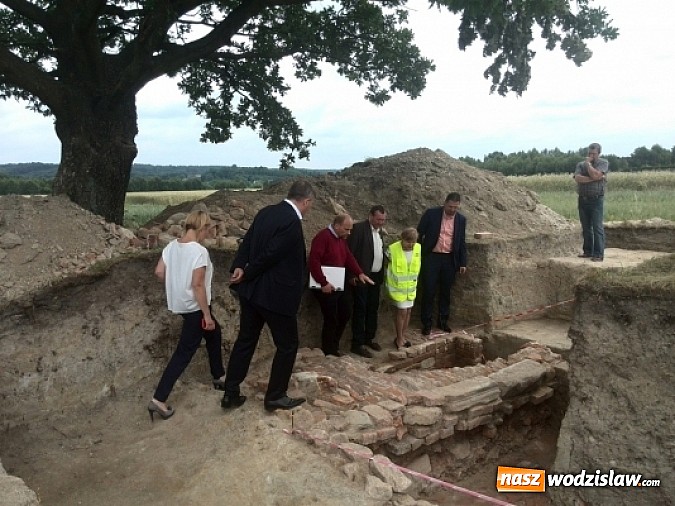 Zdjęcie w galerii na portalu naszwodzislaw.com: W Lubomi podczas prac archeologicznych odnaleziono szkielet kobiety wiadomości z regionu