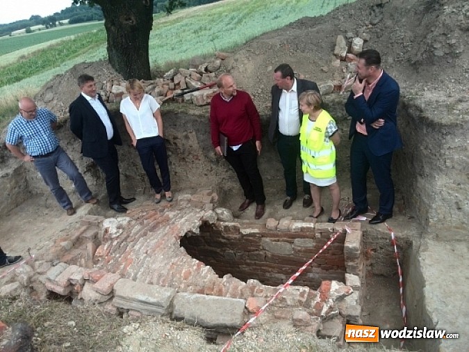 Zdjęcie w galerii na portalu naszwodzislaw.com: W Lubomi podczas prac archeologicznych odnaleziono szkielet kobiety wiadomości z regionu