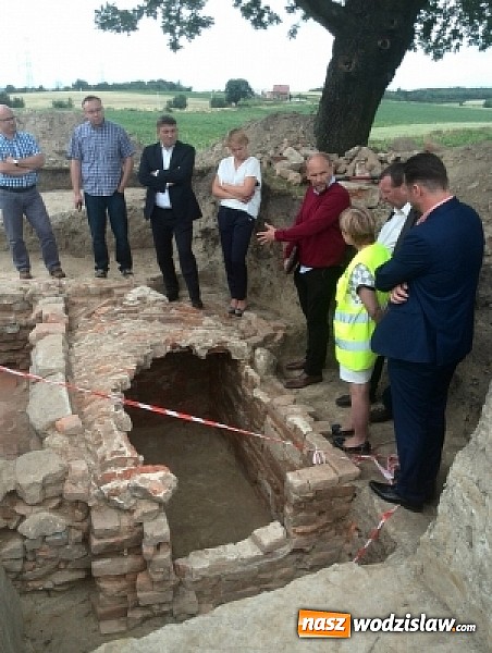 Zdjęcie w galerii na portalu naszwodzislaw.com: W Lubomi podczas prac archeologicznych odnaleziono szkielet kobiety wiadomości z regionu