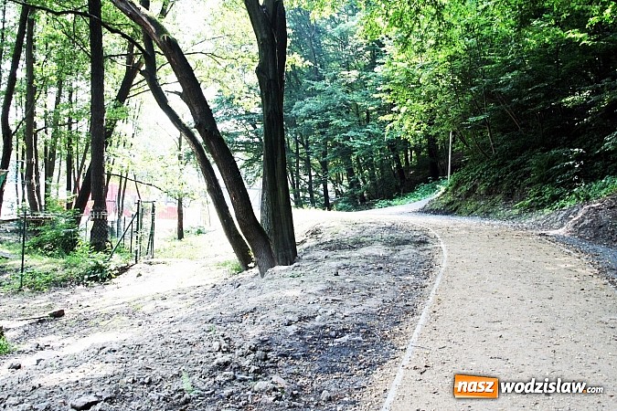 Zdjęcie w galerii na portalu naszwodzislaw.com: Budowa Rodzinnego Parku Rozrywki na finiszu  wiadomości z regionu