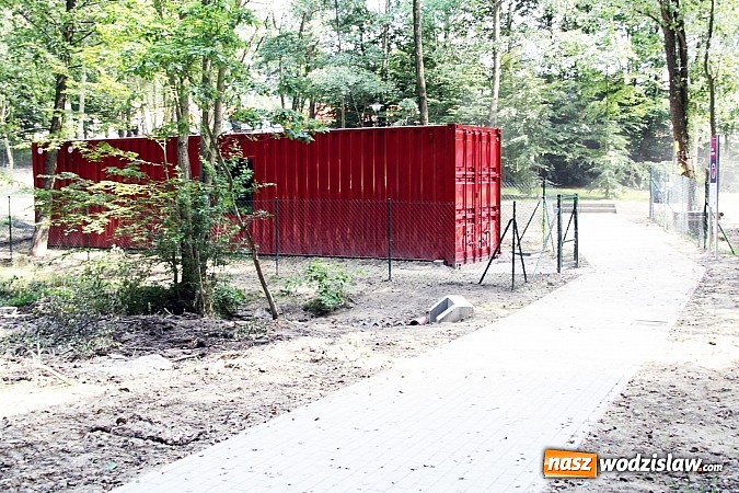 Zdjęcie w galerii na portalu naszwodzislaw.com: Budowa Rodzinnego Parku Rozrywki na finiszu  wiadomości z regionu