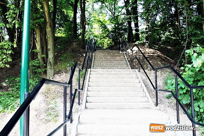 Zdjęcie w galerii na portalu naszwodzislaw.com: Budowa Rodzinnego Parku Rozrywki na finiszu  wiadomości z regionu