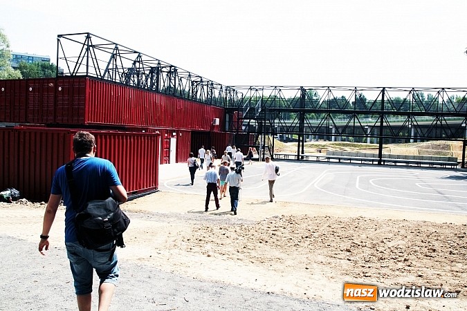 Zdjęcie w galerii na portalu naszwodzislaw.com: Budowa Rodzinnego Parku Rozrywki na finiszu  wiadomości z regionu