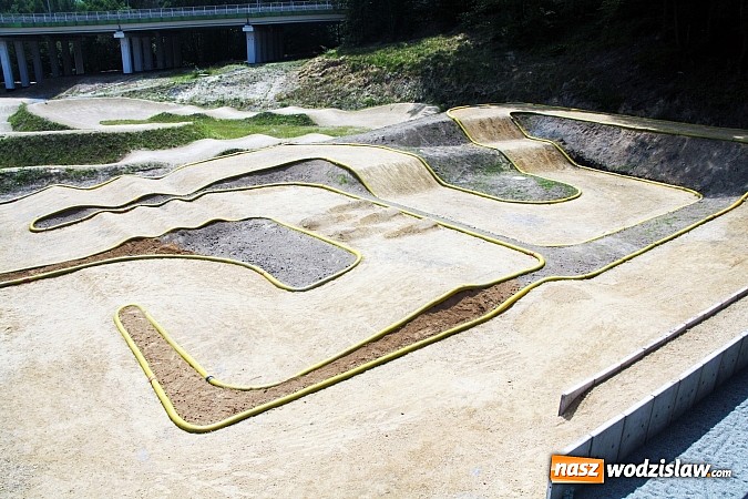 Zdjęcie w galerii na portalu naszwodzislaw.com: Budowa Rodzinnego Parku Rozrywki na finiszu  wiadomości z regionu