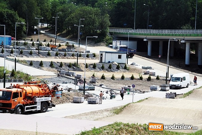 Zdjęcie w galerii na portalu naszwodzislaw.com: Budowa Rodzinnego Parku Rozrywki na finiszu  wiadomości z regionu