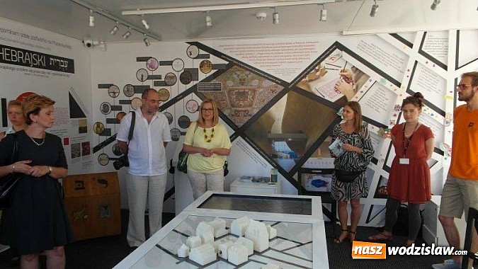 Zdjęcie w galerii na portalu naszwodzislaw.com: Historia w nietypowym stylu. Od dzisiaj można zwiedzać Muzeum na kółkach  wiadomości z regionu