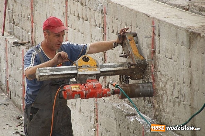 Zdjęcie w galerii na portalu naszwodzislaw.com: Remont pływalni trwa. Zobacz jak przebiegają prace  wiadomości z regionu