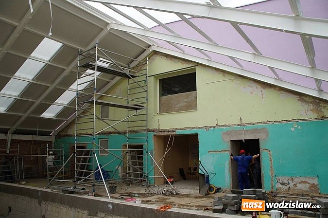 Zdjęcie w galerii na portalu naszwodzislaw.com: Remont pływalni trwa. Zobacz jak przebiegają prace  wiadomości z regionu