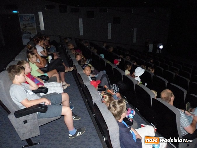 Zdjęcie w galerii na portalu naszwodzislaw.com: Kosmiczny spacer z Astrohunters w ramach wakacyjnej akcji w Rydułtowach  wiadomości z regionu