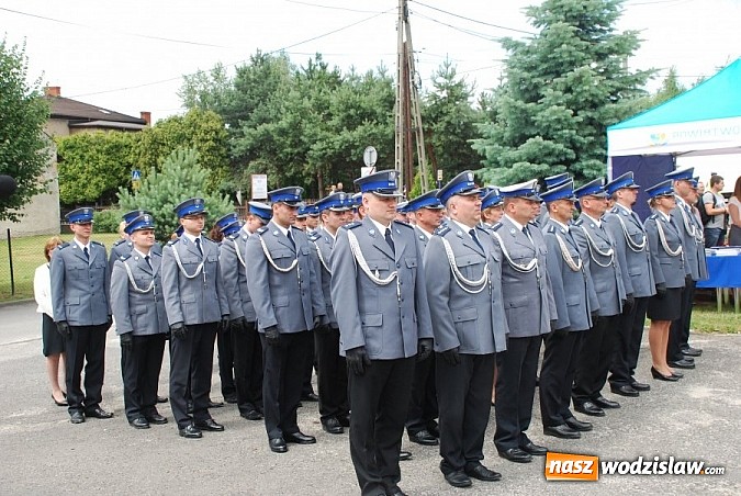 Zdjęcie w galerii na portalu naszwodzislaw.com: Święto Policji i uroczyste otwarcie komisariatu w Gorzycach wiadomości z regionu