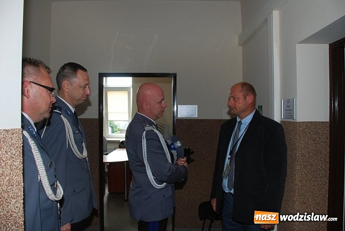 Zdjęcie w galerii na portalu naszwodzislaw.com: Święto Policji i uroczyste otwarcie komisariatu w Gorzycach wiadomości z regionu