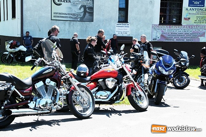 Zdjęcie w galerii na portalu naszwodzislaw.com: Mroczny Zlot Motocyklowy przyciągnął do Godowa tłumy fanów jednośladów wiadomości z regionu