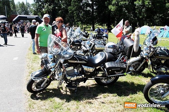 Zdjęcie w galerii na portalu naszwodzislaw.com: Mroczny Zlot Motocyklowy przyciągnął do Godowa tłumy fanów jednośladów wiadomości z regionu