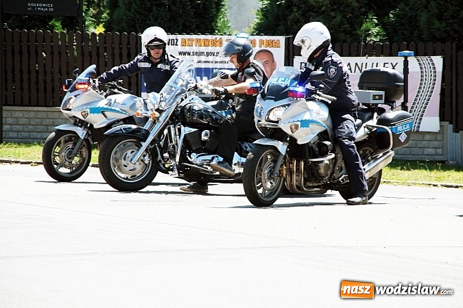 Zdjęcie w galerii na portalu naszwodzislaw.com: Mroczny Zlot Motocyklowy przyciągnął do Godowa tłumy fanów jednośladów wiadomości z regionu