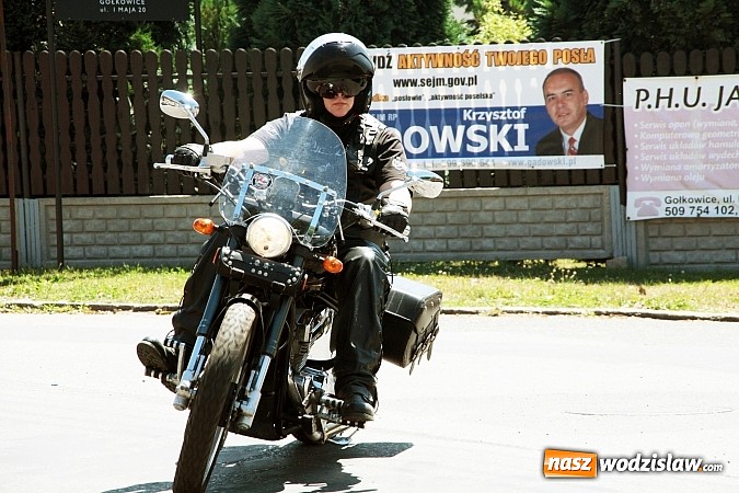 Zdjęcie w galerii na portalu naszwodzislaw.com: Mroczny Zlot Motocyklowy przyciągnął do Godowa tłumy fanów jednośladów wiadomości z regionu