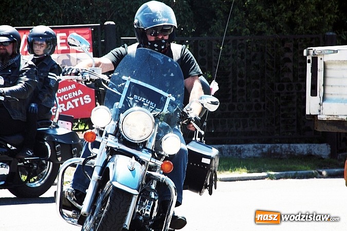 Zdjęcie w galerii na portalu naszwodzislaw.com: Mroczny Zlot Motocyklowy przyciągnął do Godowa tłumy fanów jednośladów wiadomości z regionu