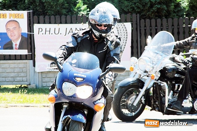 Zdjęcie w galerii na portalu naszwodzislaw.com: Mroczny Zlot Motocyklowy przyciągnął do Godowa tłumy fanów jednośladów wiadomości z regionu