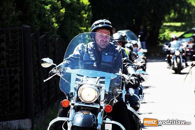 Zdjęcie w galerii na portalu naszwodzislaw.com: Mroczny Zlot Motocyklowy przyciągnął do Godowa tłumy fanów jednośladów wiadomości z regionu