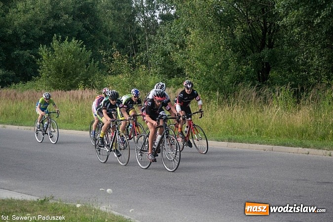 Zdjęcie w galerii na portalu naszwodzislaw.com: Młodzi cykliści opanowali rydułtowską strefę gospodarczą wiadomości z regionu