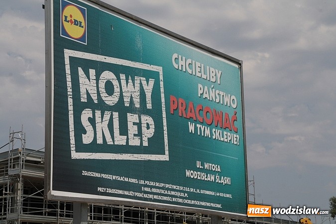 Zdjęcie w galerii na portalu naszwodzislaw.com: Czy jest już znana data otwarcia sklepu Lidl? wiadomości z regionu