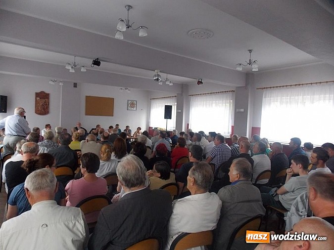 Zdjęcie w galerii na portalu naszwodzislaw.com: Mieszkańcy wyrazili swoje obawy wobec remontu ulicy Chrobrego  wiadomości z regionu