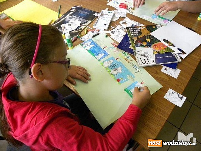 Zdjęcie w galerii na portalu naszwodzislaw.com: Jak mijają wakacje w bibliotece? wiadomości z regionu