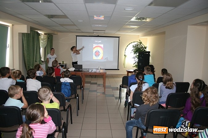 Zdjęcie w galerii na portalu naszwodzislaw.com: Młodzi naukowcy w Rydułtowach pokazali, że lato w mieście może być ciekawe  wiadomości z regionu