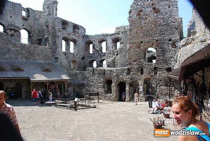 Zdjęcie w galerii na portalu naszwodzislaw.com: Zamek, pałac i gród czyli sobota z MOSiR wiadomości z regionu