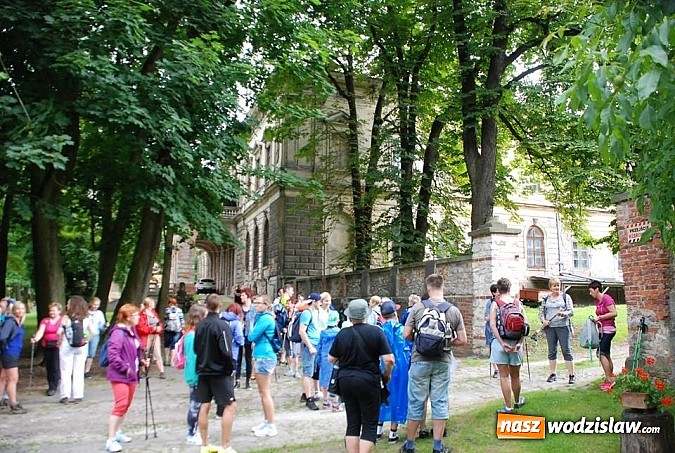 Zdjęcie w galerii na portalu naszwodzislaw.com: Zamek, pałac i gród czyli sobota z MOSiR wiadomości z regionu