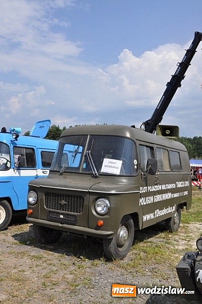 Zdjęcie w galerii na portalu naszwodzislaw.com: Mimo pogody w kratkę tysiące fanów na zlocie Master Truck 2015  wiadomości z regionu