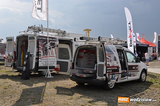 Zdjęcie w galerii na portalu naszwodzislaw.com: Mimo pogody w kratkę tysiące fanów na zlocie Master Truck 2015  wiadomości z regionu