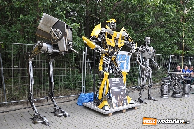 Zdjęcie w galerii na portalu naszwodzislaw.com: Mimo pogody w kratkę tysiące fanów na zlocie Master Truck 2015  wiadomości z regionu