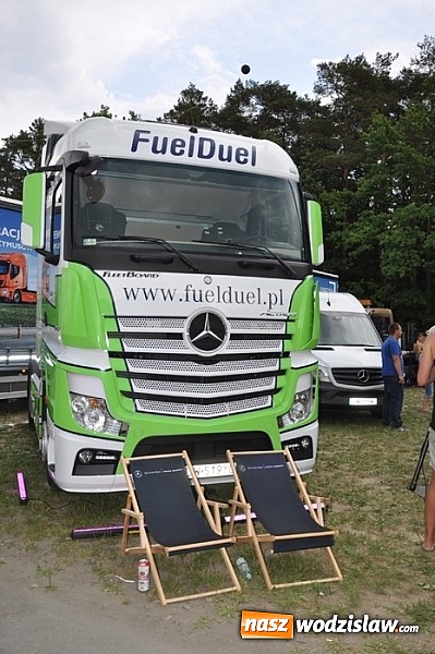 Zdjęcie w galerii na portalu naszwodzislaw.com: Mimo pogody w kratkę tysiące fanów na zlocie Master Truck 2015  wiadomości z regionu
