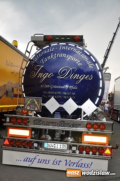 Zdjęcie w galerii na portalu naszwodzislaw.com: Mimo pogody w kratkę tysiące fanów na zlocie Master Truck 2015  wiadomości z regionu