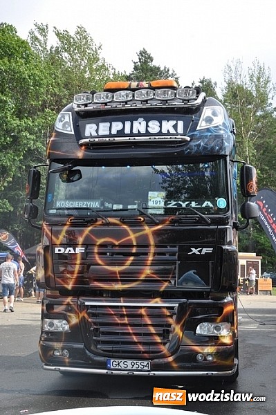 Zdjęcie w galerii na portalu naszwodzislaw.com: Mimo pogody w kratkę tysiące fanów na zlocie Master Truck 2015  wiadomości z regionu