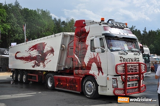 Zdjęcie w galerii na portalu naszwodzislaw.com: Mimo pogody w kratkę tysiące fanów na zlocie Master Truck 2015  wiadomości z regionu