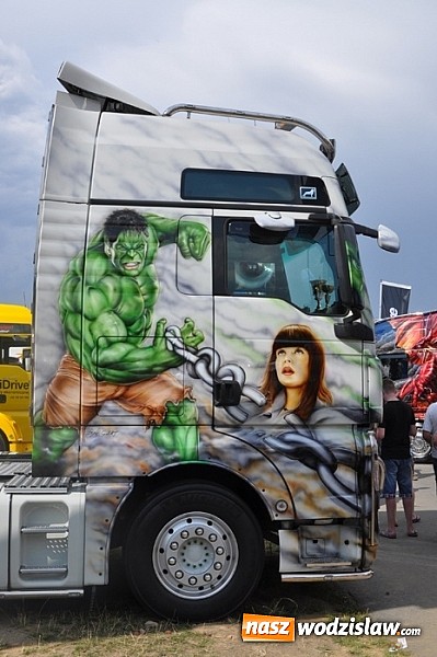 Zdjęcie w galerii na portalu naszwodzislaw.com: Mimo pogody w kratkę tysiące fanów na zlocie Master Truck 2015  wiadomości z regionu