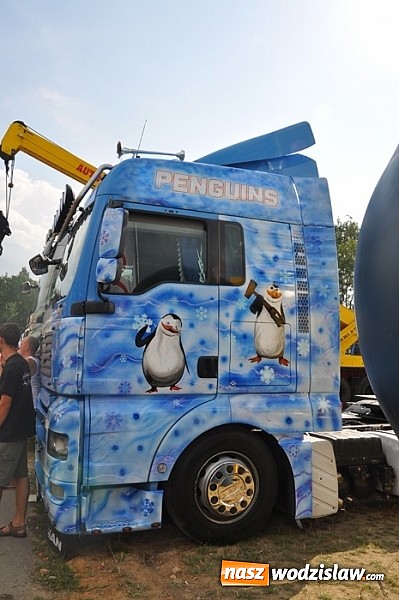 Zdjęcie w galerii na portalu naszwodzislaw.com: Mimo pogody w kratkę tysiące fanów na zlocie Master Truck 2015  wiadomości z regionu