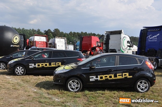 Zdjęcie w galerii na portalu naszwodzislaw.com: Mimo pogody w kratkę tysiące fanów na zlocie Master Truck 2015  wiadomości z regionu