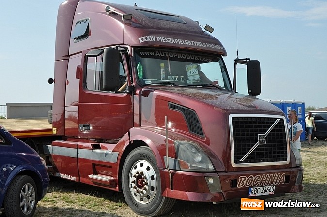 Zdjęcie w galerii na portalu naszwodzislaw.com: Mimo pogody w kratkę tysiące fanów na zlocie Master Truck 2015  wiadomości z regionu