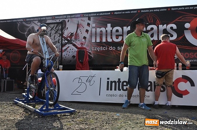 Zdjęcie w galerii na portalu naszwodzislaw.com: Mimo pogody w kratkę tysiące fanów na zlocie Master Truck 2015  wiadomości z regionu