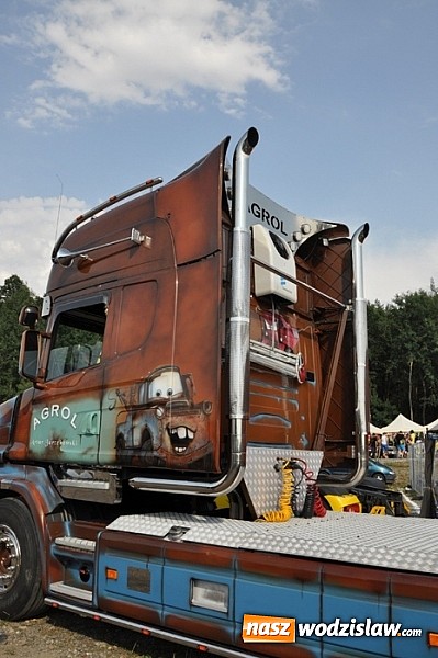 Zdjęcie w galerii na portalu naszwodzislaw.com: Mimo pogody w kratkę tysiące fanów na zlocie Master Truck 2015  wiadomości z regionu