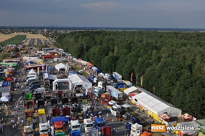 Zdjęcie w galerii na portalu naszwodzislaw.com: Mimo pogody w kratkę tysiące fanów na zlocie Master Truck 2015  wiadomości z regionu