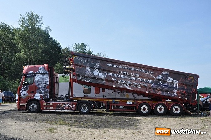 Zdjęcie w galerii na portalu naszwodzislaw.com: Mimo pogody w kratkę tysiące fanów na zlocie Master Truck 2015  wiadomości z regionu
