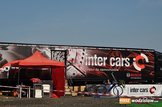 Zdjęcie w galerii na portalu naszwodzislaw.com: Mimo pogody w kratkę tysiące fanów na zlocie Master Truck 2015  wiadomości z regionu